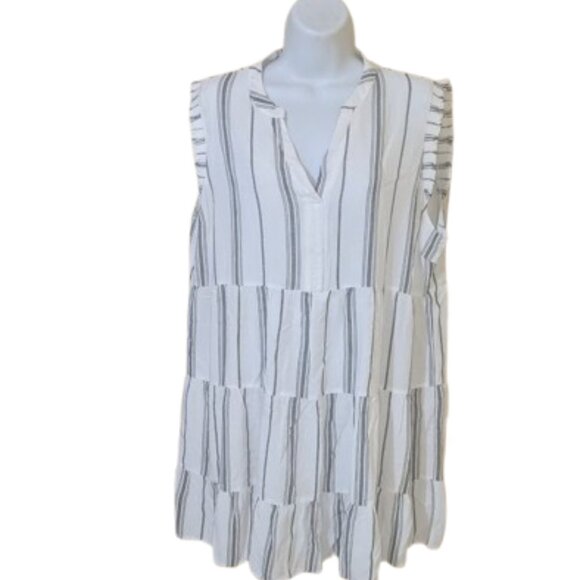 White and Black Short Mini Sleeveless Dress Size XL  --- - Picture 1 of 2